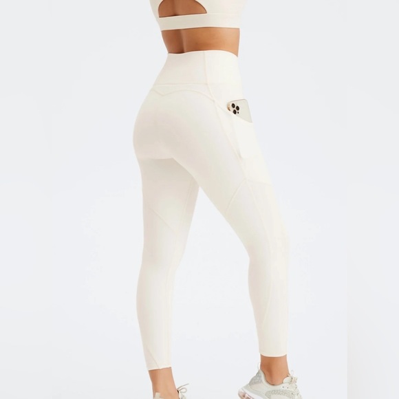 Fabletics Leggings and pant set! - Picture 6 of 14